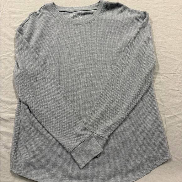Time and Tru Heather Gray Waffle Knit Top - Picture 1 of 3